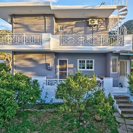 Chrysanthi Luxury In Salakos, With Pool & Jacuzzi, Near * Sálakos