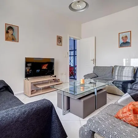 Βίλα Chrysanthi Luxury In Salakos, With Pool & Jacuzzi, Near Σάλακος