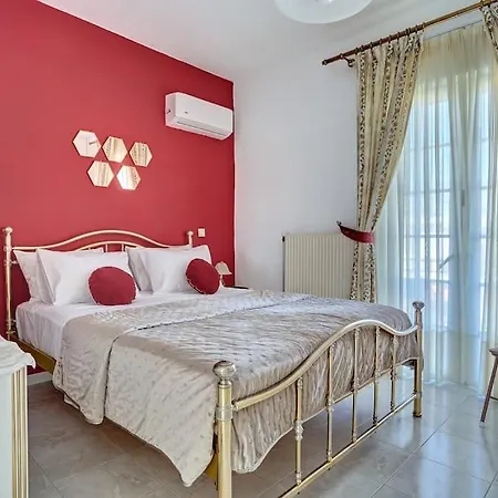 Villa Chrysanthi Luxury In Salakos, With Pool & Jacuzzi, Near Sálakos