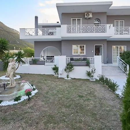 Chrysanthi Luxury In Salakos, With Pool & Jacuzzi, Near 빌라