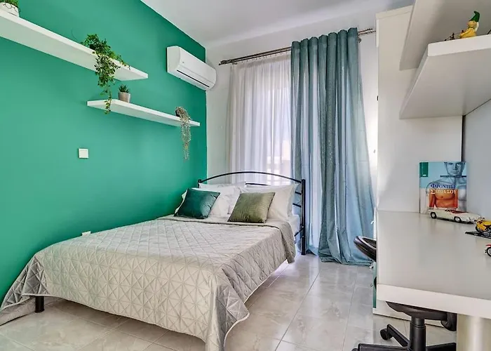 Villa Chrysanthi Luxury In Salakos, With Pool & Jacuzzi, Near