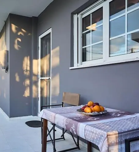 Chrysanthi Luxury In Salakos, With Pool & Jacuzzi, Near Villa Sálakos