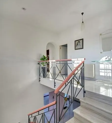 Villa Chrysanthi Luxury In Salakos, With Pool & Jacuzzi, Near