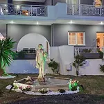 Chrysanthi Luxury In Salakos, With Pool & Jacuzzi, Near 빌라 *