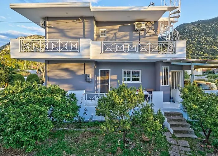 Chrysanthi Luxury In Salakos, With Pool & Jacuzzi, Near * Sálakos